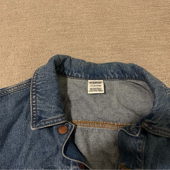 Jean Jacket - Picture 3 of 4